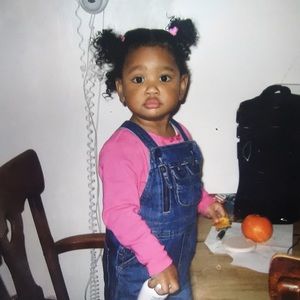 Meet your Posher, Isabella